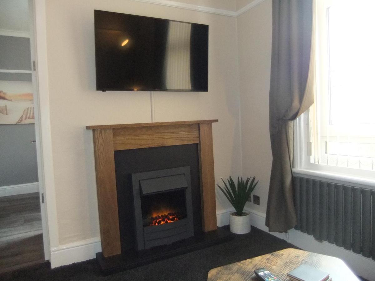 Ferienwohnung Dewsbury House Blackpool Exterior foto